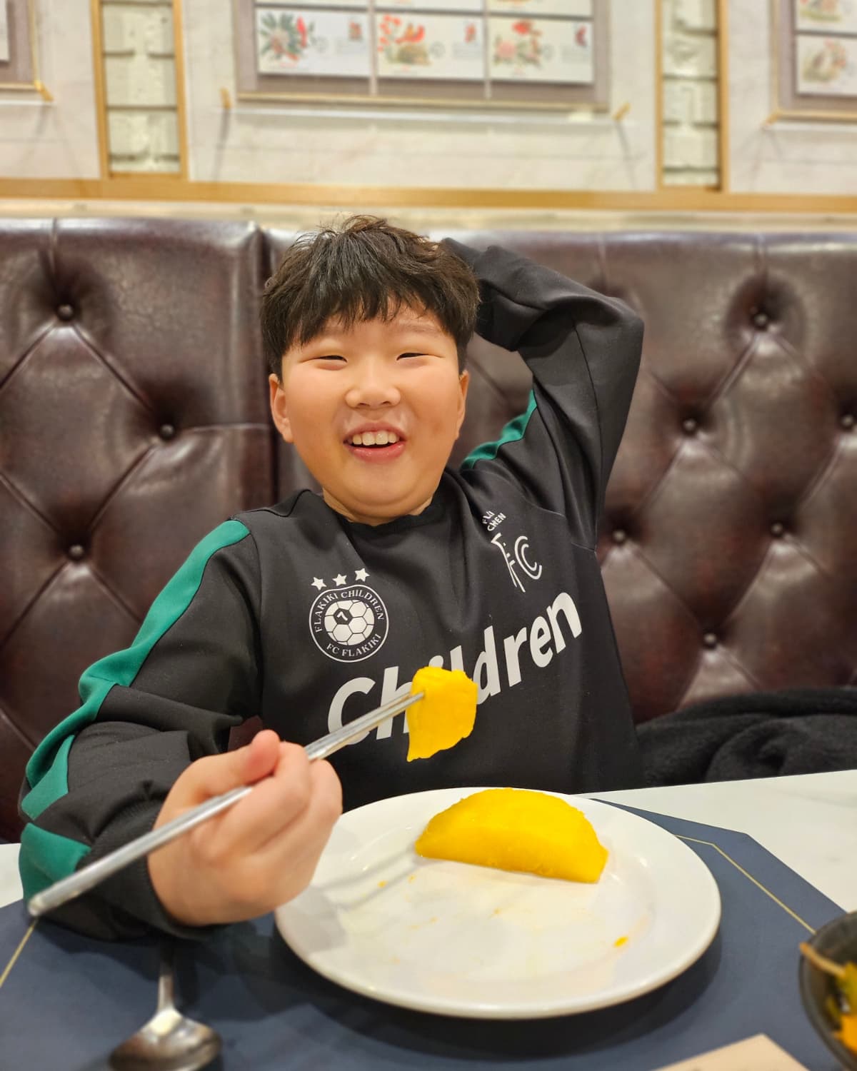 240215
똥똥이 생일 전야제 ㅋㅋㅋ
애슐리가 가고 싶단다
ㅋㅋ바로 VIP예약 해주고 내려가서 냠냠
배가 터지겠다ㅋㅋ
.
.
.
#애슐리퀸즈 #애슐리Vip #생일전야제 #오구오구