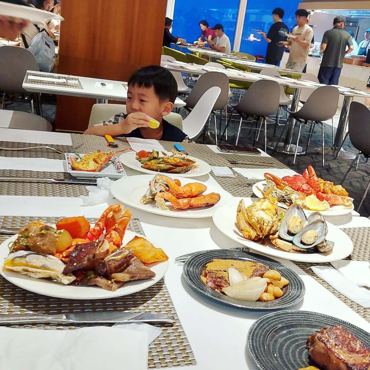 다 내가 먹을꼬야!!! 
#저녁 #즐거워 #내가먼저 #아들램 #아들맘