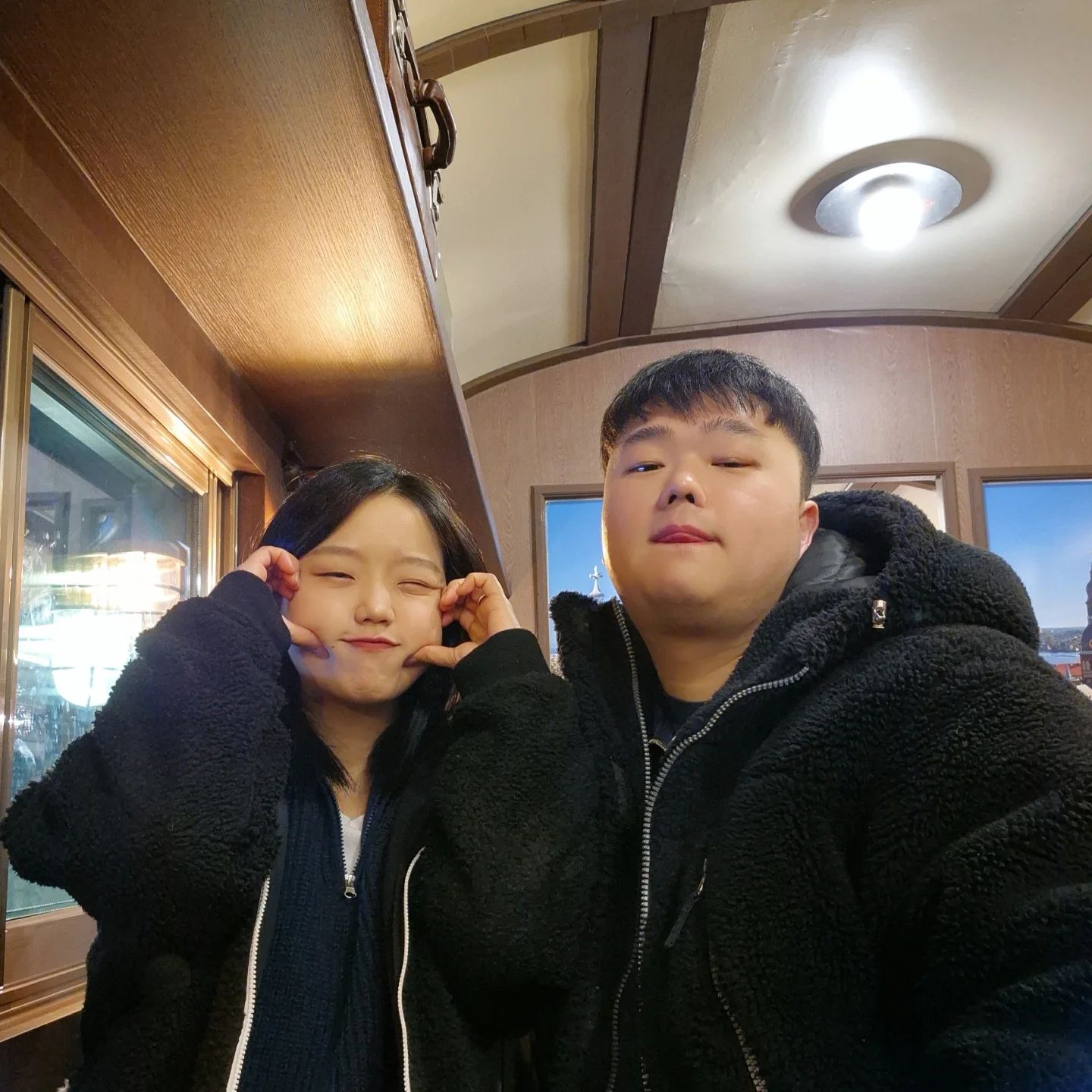 .
제규랑 루덴시아 놀러가기😆💙
.
.
.
.
.
#루덴시아 #여주 #여행 #커플룩 #커플 #럽스타그램