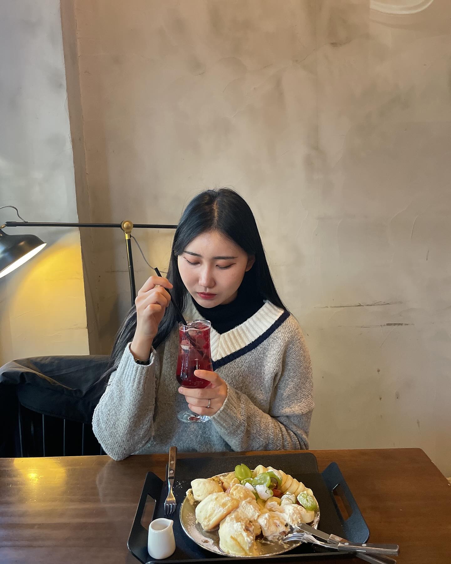 #협찬 #광고

젠젠 보정카페거리점에서 폭신한 수플레 먹고왔어요!
만드는데 시간이 20분정도 걸리지만 기다릴만 하다요
계절과일이 야무지게 올라가있어서 배불리 먹고왔습니다💗👍

#젠젠 #젠젠죽전 #젠젠보정카페거리점 #계절과일수플레 #팬케이크 #성남브런치 #성남맛집 #수지맛집 #보정동카페거리