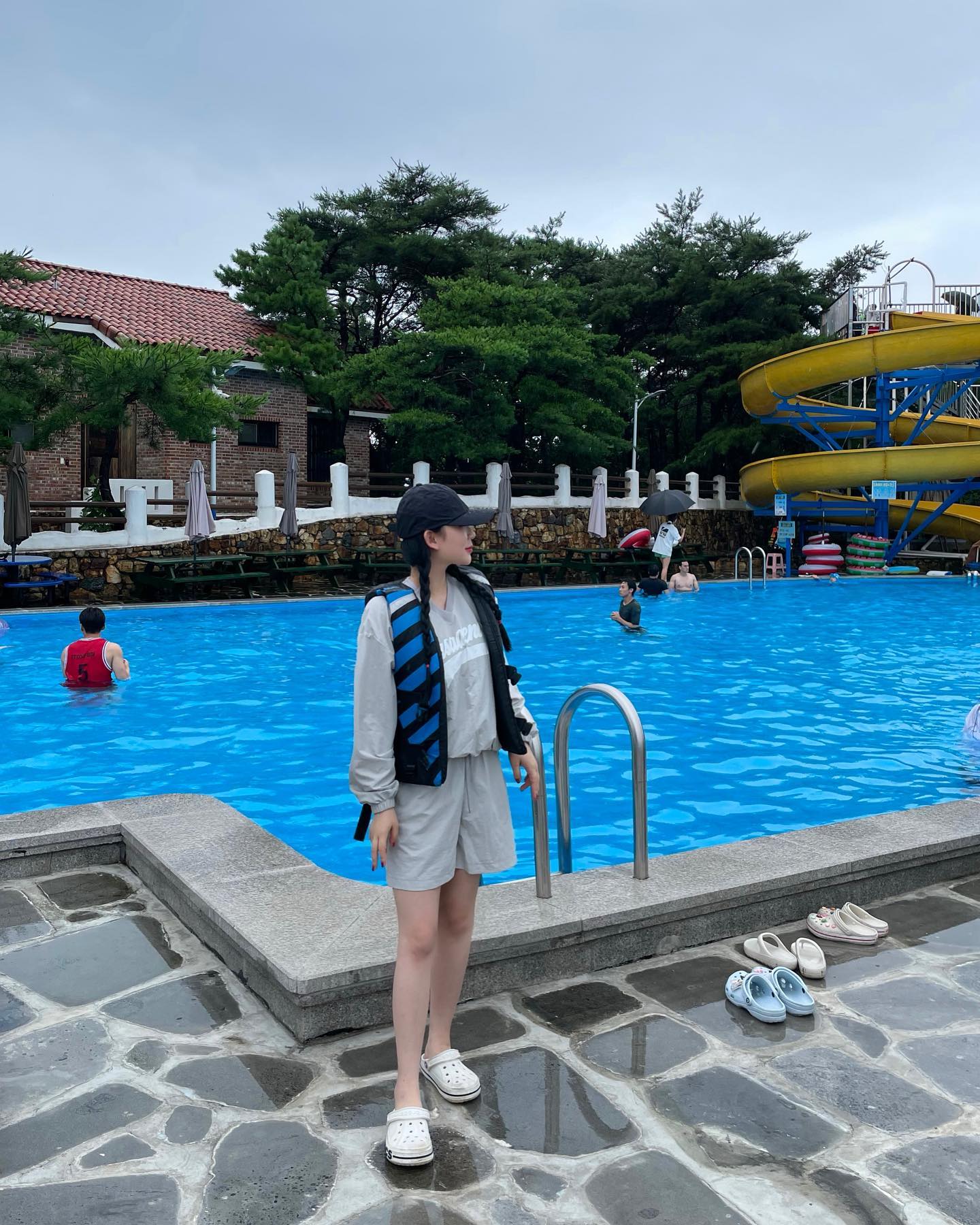 너모 늦은 업뎃 ㅎ 여름 빠잇 ㅎ