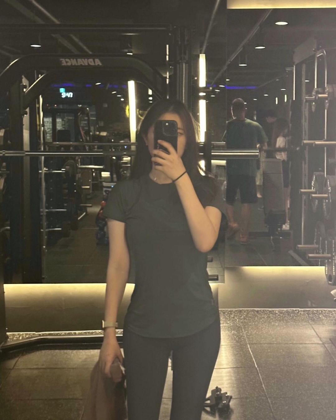 요즘 면역력이 너무 떨어져서 헬창 친구랑 운동 하고 왔어요 🫠 너무 쾌적하고 다양한 기구가 많아서 좋았던 바디스타 짐 ✨ | Instagram