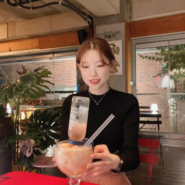 이수민 on Instagram: "피치피치맛 대왕칵테일 #jase"