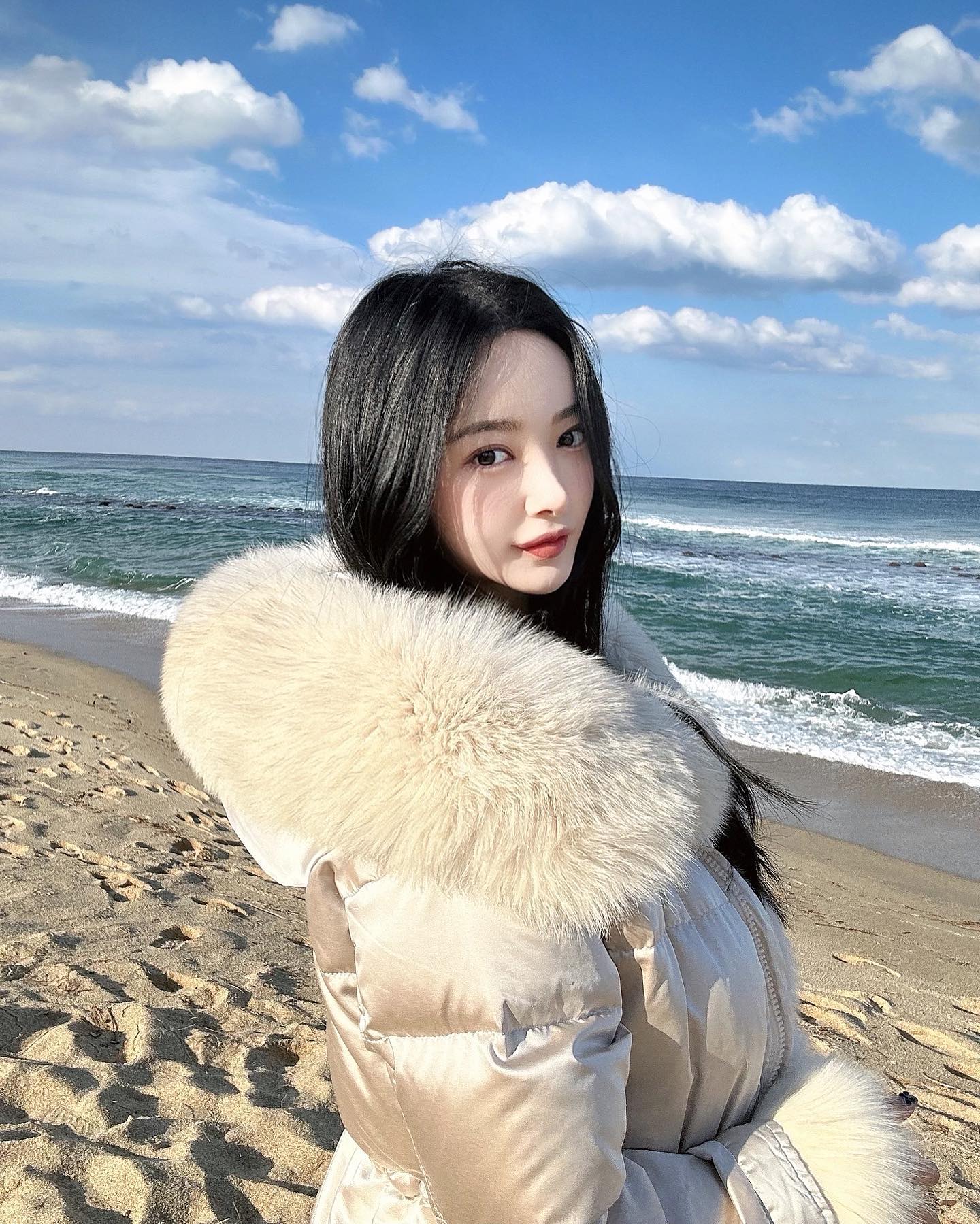 햇빛이랑 눈싸움 성공 ☀️🌊