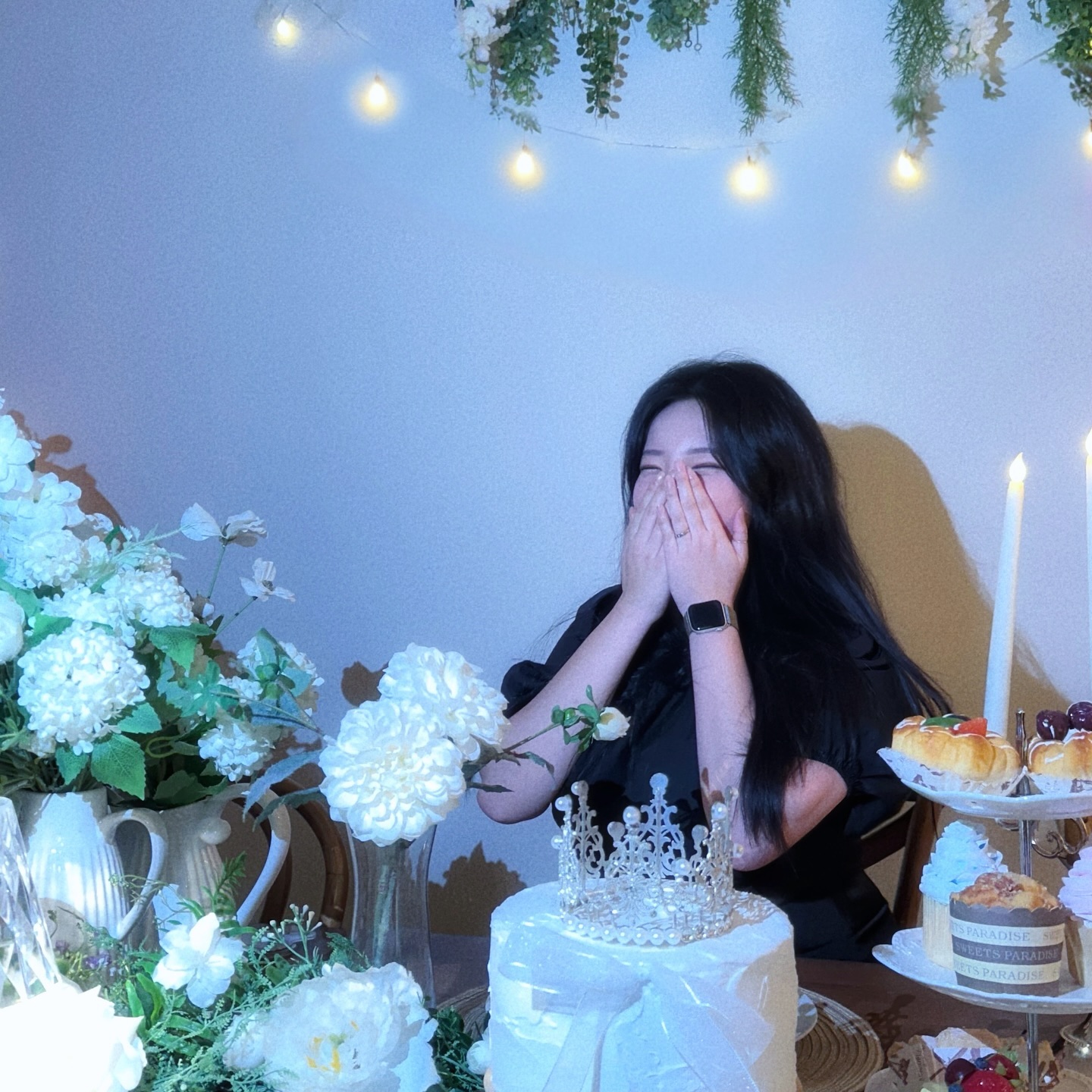 26번째 생일 축하해 주셔서 감사합니다 🤍
 삼두가 멋진 나 ᕙ(•̀‸•́‶)ᕗ