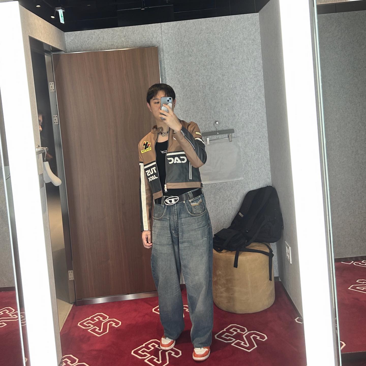 찍어놓은 사진 풀기 시작… 날씨가 쌀쌀해져서 이제 겉옷 준비 해야할듯.