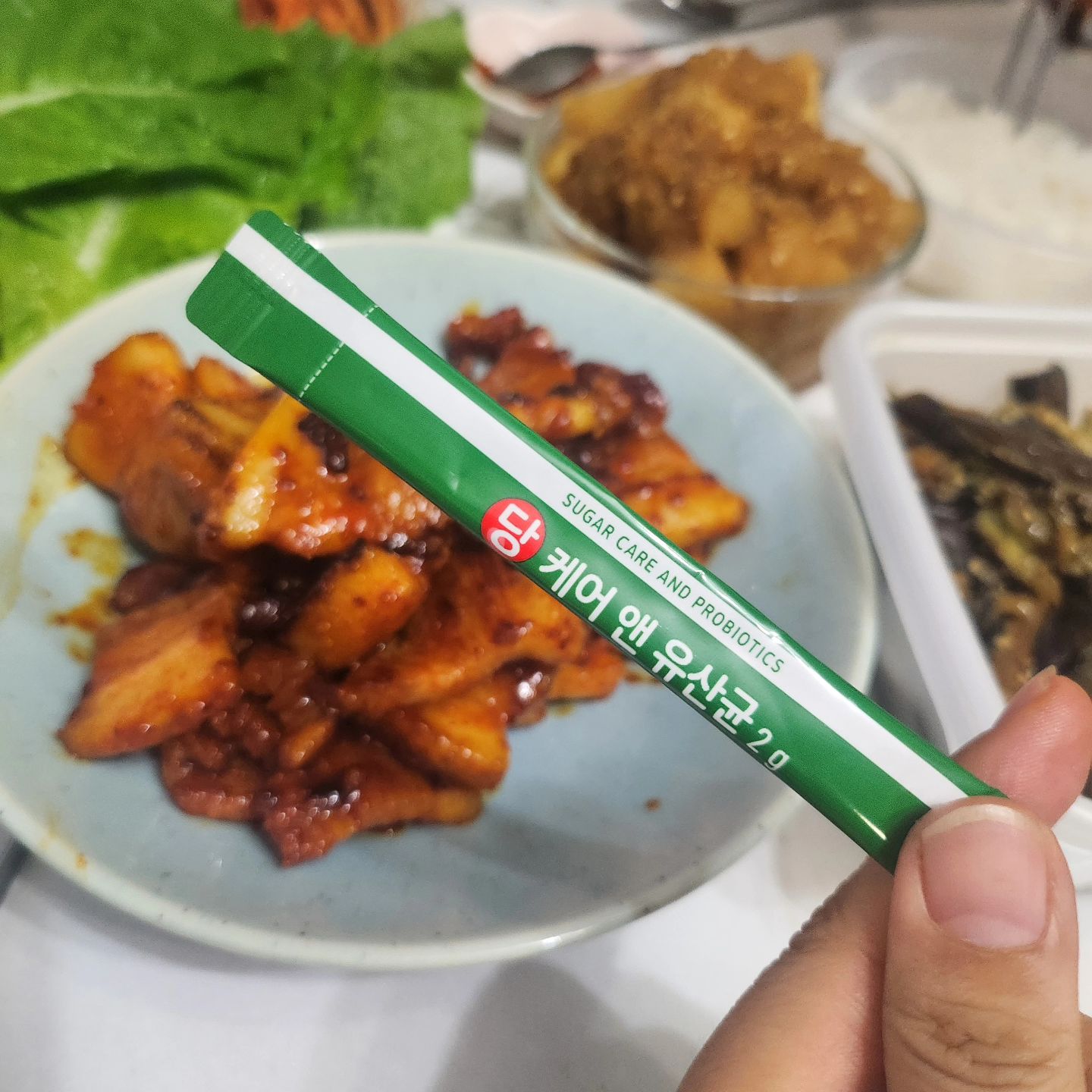 #협찬 
평소에 꾸준히 #유산균 을 먹는데 요즘 대세는 #혈당케어 가 되는 #혈당유산균 이라더라구요. 
굶으면 힘이 안나서 절대 못 굶는 저같은 사람은 #혈당관리 만 해줘도 건강에 도움이 되거든요. 

식후 졸음이 오는 것도 #혈당스파이크 때문이죠. 
식후 #혈당 상승억제를 위한 식물성 바나바잎추출물과 다니스코사 특허 유산균 10종 및 특허 모유유래 유산균 등 14종 유산균이 들어 있어요. 

내 몸을 위해 챙겨야 하는 #유산균추천 ~ 
당류 제로인 #메디트리 당케어유산균먹고 장케어도 하고 혈당케어와 규칙적인 배변활동이 필요하다면 꼭꼭 챙겨드세요.