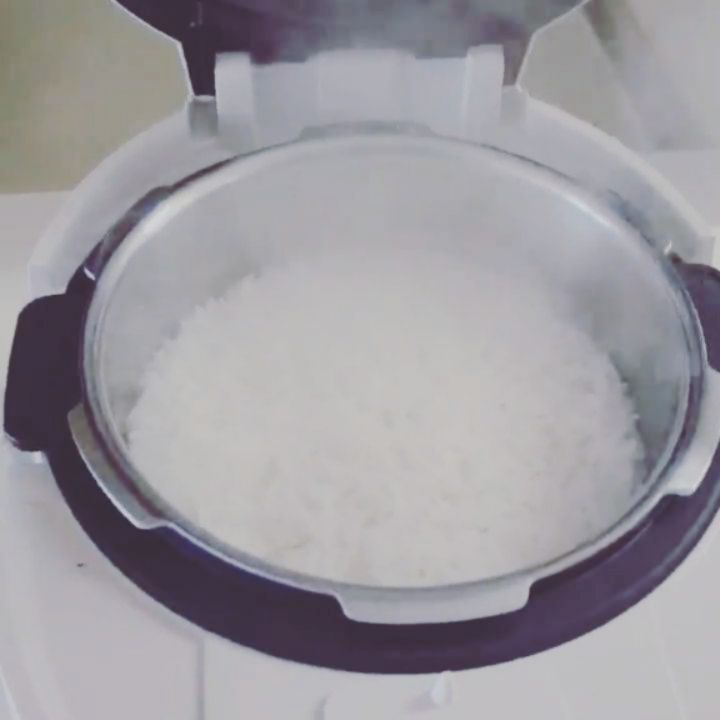 #협찬 맛있는 밥을 위한 선택
쿠첸 신상 브레인 밥솥🍚

밥심에 진심인 우리 가족에게,
입맛이 까다로운 우리 가족에게 맞는 스마트한 브레인 밥솥을 소개합니다.

➡️ 브레인(Brain) 밥솥은 다양한 기능으로 밥맛을 살려주어 자주 찾는 빈도 높은 알고리즘을 가지고 백미부터 잡곡까지 12개의 기본 메뉴에서 15개 플러스가 된 다양한 메뉴얼이 준비되어 있답니다.

이지 오픈 핸들로 살짝 돌려주면 쉽게 오픈이 가능하여 영상으로 참고해 주세요. (영상으로 보시면 더 쉽게 이해하실 것 같아요.)

✔️ 분리형 클린커버와 3중 파워 패킹! ✔️ 올스테인리스로 제품 기능과 설명도 참고해 주세요
✔️ 자동 보온 기능 On/Off : 보온 기능 사용 여부를 설정할 수 있고 전기 절전 모드 덕분에 전기세는 절감하고 친환경적인 효과도 누린답니다
✔️ 냉동밥 보관 기능도 있어서 늘 새밥처럼 맛있게 먹을 수 있도록 도와줘요
.
.
오늘도 맛있는 밥을 위해,

cuchen_kr

#밥솥 #전기밥솥 #압력밥솥 #전기압력밥솥 #밥솥추천 #쿠첸 #쿠첸브레인밥솥 #쿠첸신상 #쿠첸밥솥 #브레인밥솥 #잡곡밥 #주방템 #살림 #살림템