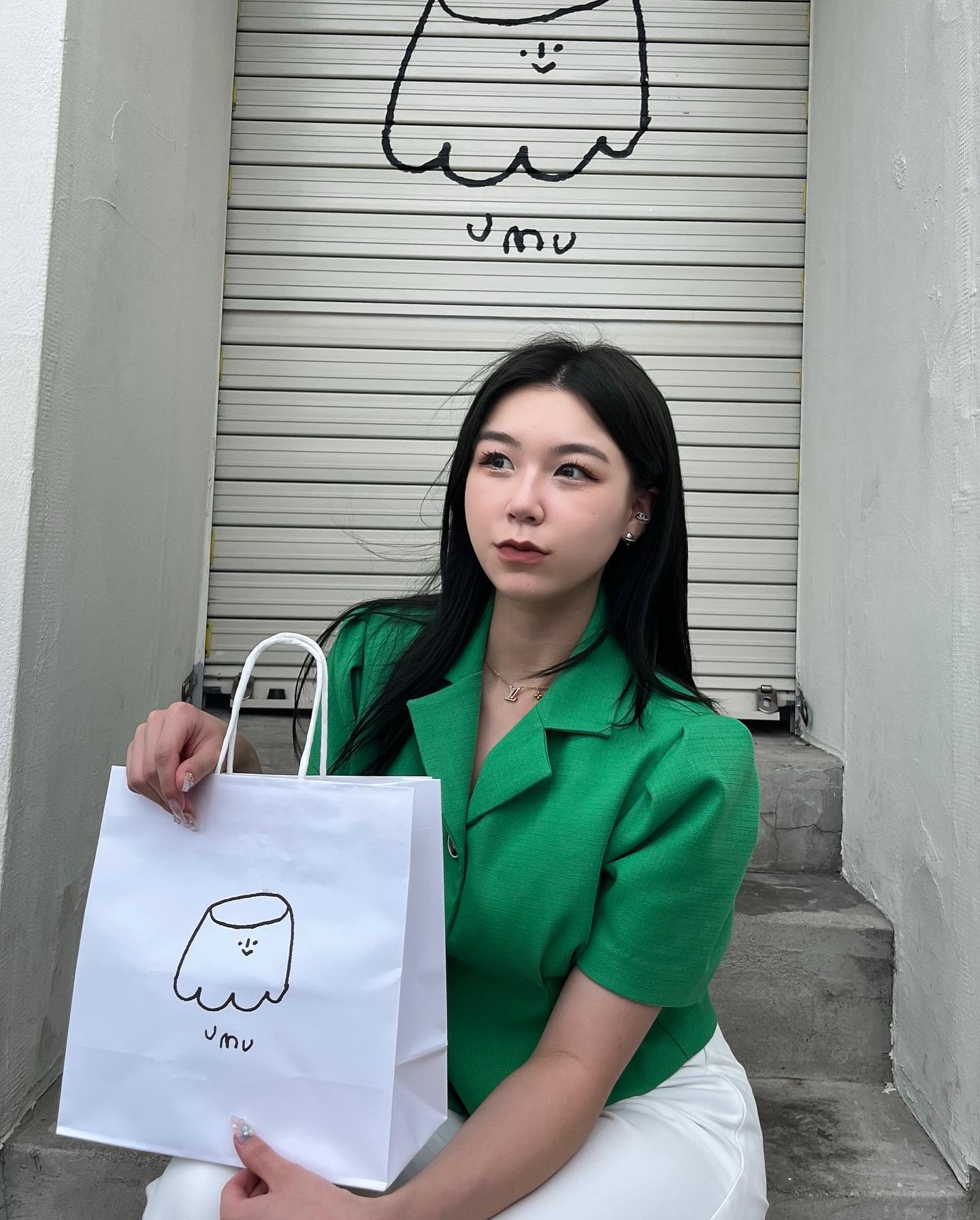 나두 유우우명한 우무 갔다왔지롱

❤️
❤️
❤️
❤️
❤️
❤️
❤️

#우무푸딩 #익산 #서울 #우무 #여행코디 #제주도그램 #전주 #군산#여름휴가룩 #제주도핫플레이스 #제주도 #팔로우 #신사 #강남 #좋아요반사 #소통 #댓글 #셀카 #셀피 #일상 #오오티디 #데일리룩 #패션 #불금 #압구정로데오 #금요팅