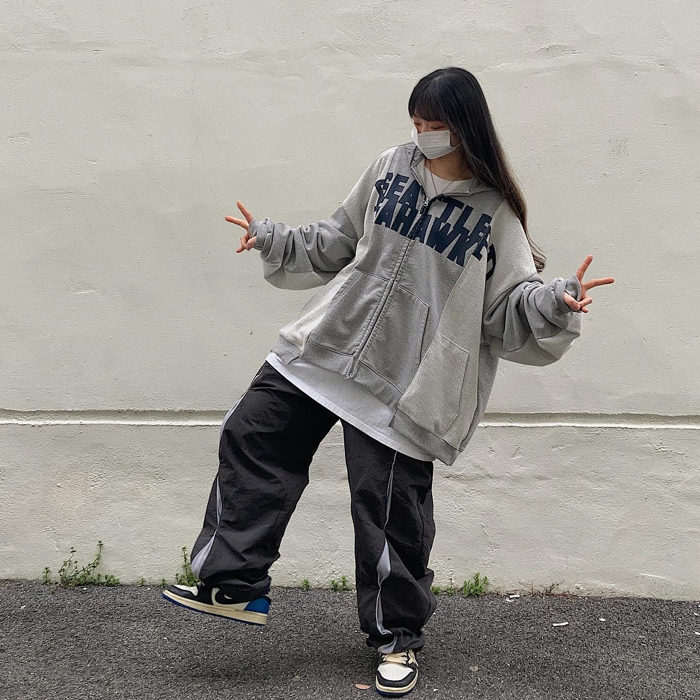 #협찬 #스키즘인듀싱 #후드집업 
schism.inducing 
보자마자 후드집업 내꺼라고 이끌림🥹✨🧲💨⚡️💥