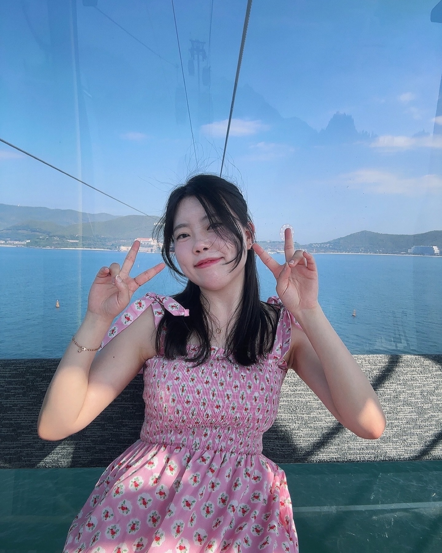 #빈원더스 들어갈때가 젤 멀쩡한 사진,,,🚠

들어가서 조금만 걸어도 온몸에 땀이 쥬르륵😰
찜질방에서도 이렇게 땀 흘려 본적이 없었어요ㅋㅋㅋㅋ

오후권으로 들어가도 너무 더우니깐
지금 가시는 분들 🌞 각오하세요 ㅋㅋㅋㅋㅋ

.
.

#나트랑 #빈원더스나트랑 #빈펄랜드 #빈펄리조트 #나트랑여행