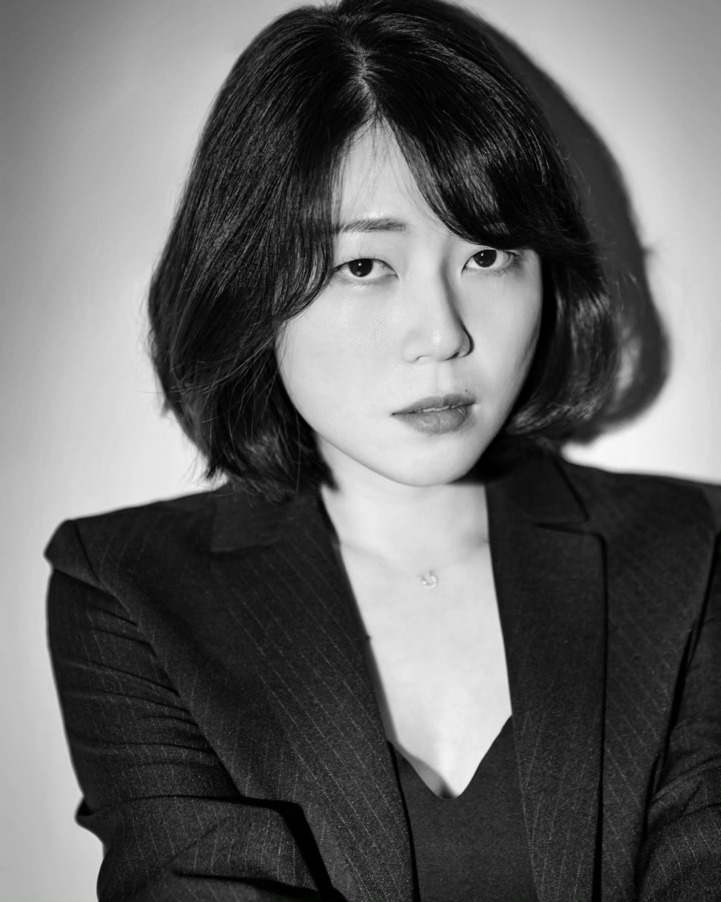 흑백 프로필📸
.
.
.
나를 찾아주는 작가님
paperman_photoroom_ 
.
.
.
감사합니다:)