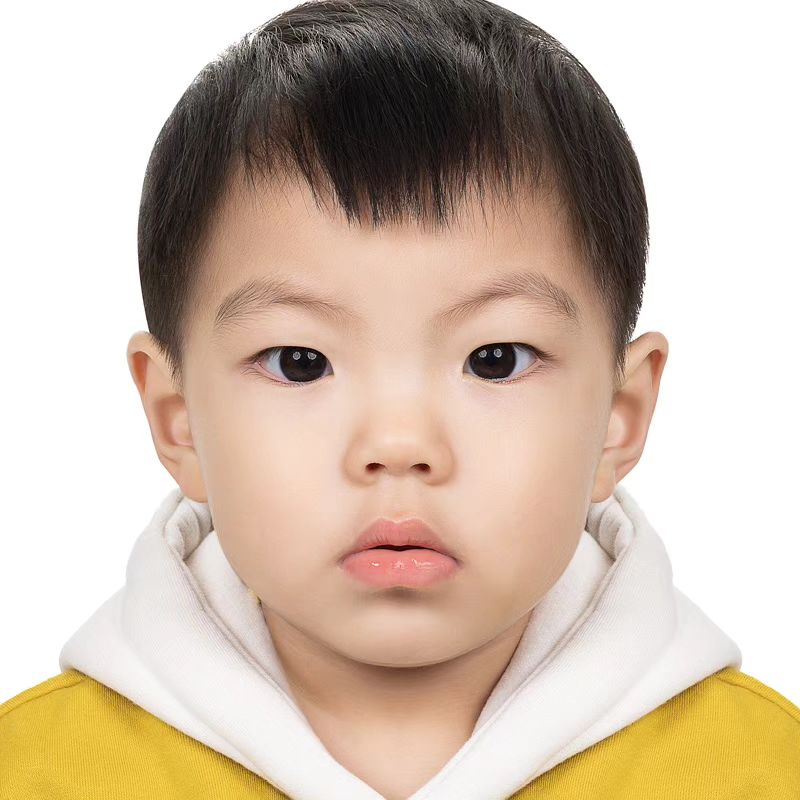 우리 로운이 두돌전  4주년결기겸 
첫 해외도전 ! 
당장 다음달인데 아직 날짜도 안정하고 항공 숙소도 아직이지만 
여권사진부터 부랴부랴 내일은 여권만들러가야지 ^^

#나트랑 숙소 추천해주세요 

#22개월아들 #22개월아기 #아기여권사진 #나트랑여행준비