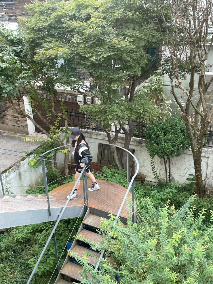 스탠다드에러(STANDARDERROR) 파이핑 카라 바시티 레더 자켓 착용 후기 :: 바시티 자켓 추천
