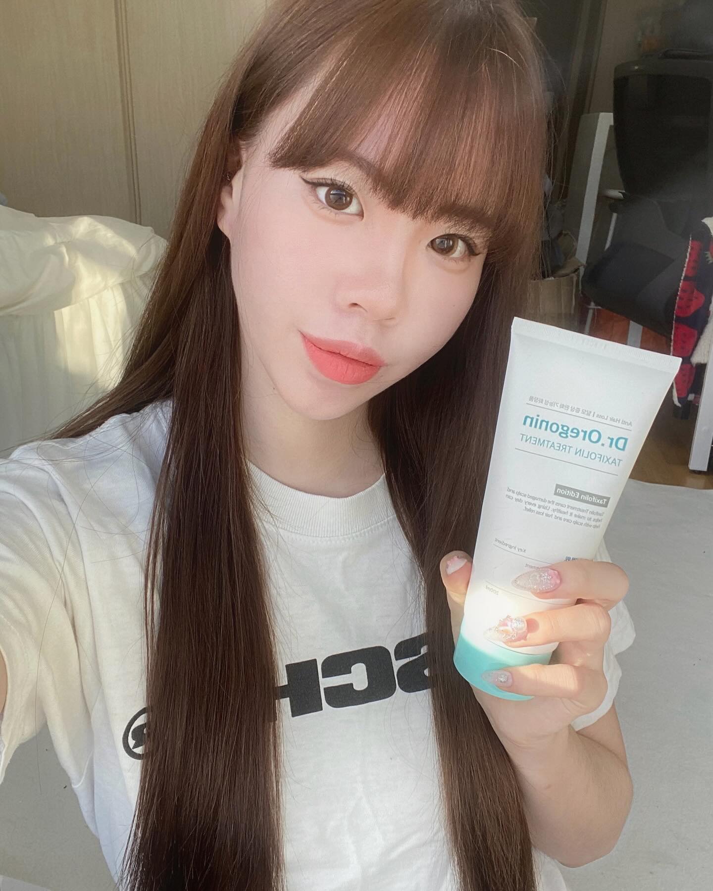 #광고 닥터오레고닌에서 천연물 전문가인 국립대 교수가 연구개발한 ‘탁시폴린 에디션 트리트먼트’ 를 제공 받았습니다!

탁시폴린은 진달래에서 추출한 천연성분으로, 탈모 특허를 받은 천연성분입니다. 탈모완화 기능이 있어서 두피까지 사용가능한 트리트먼트입니다🧼

탁시폴린 에디션 트리트먼트는 탁시폴린 에디션 샴푸와 함께 사용하면 더욱 효과가 좋습니다💗

#탈모샴푸 #여성탈모 #두피케어 #탈모트리트먼트