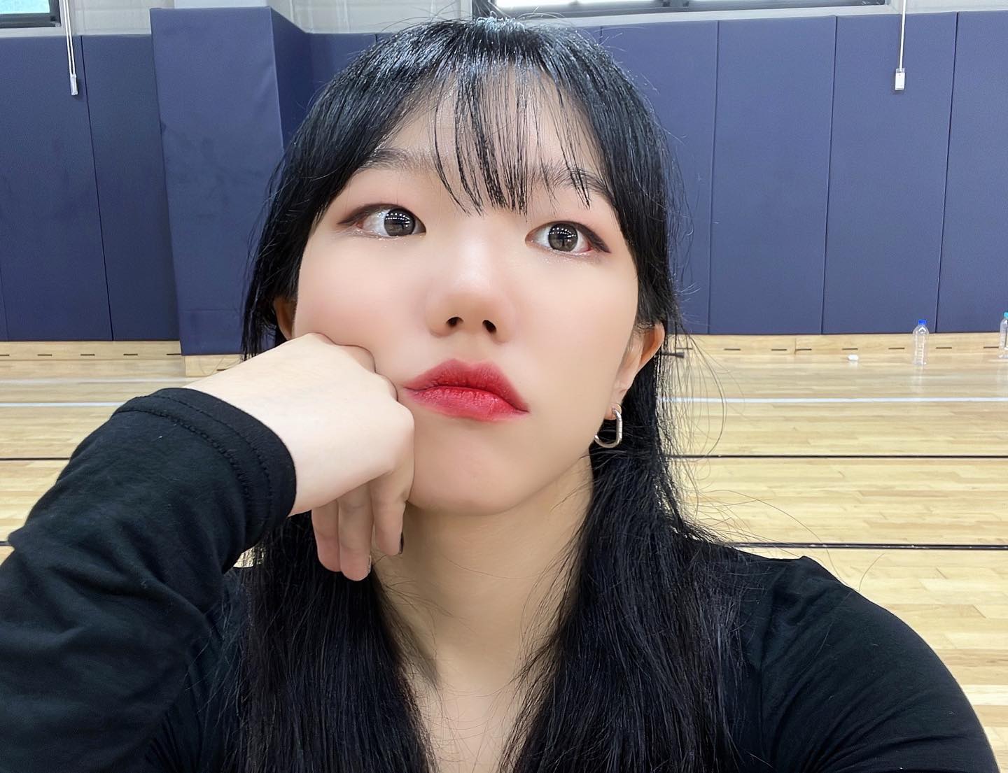 👀

최근 2개월, 유일한 Selfie.