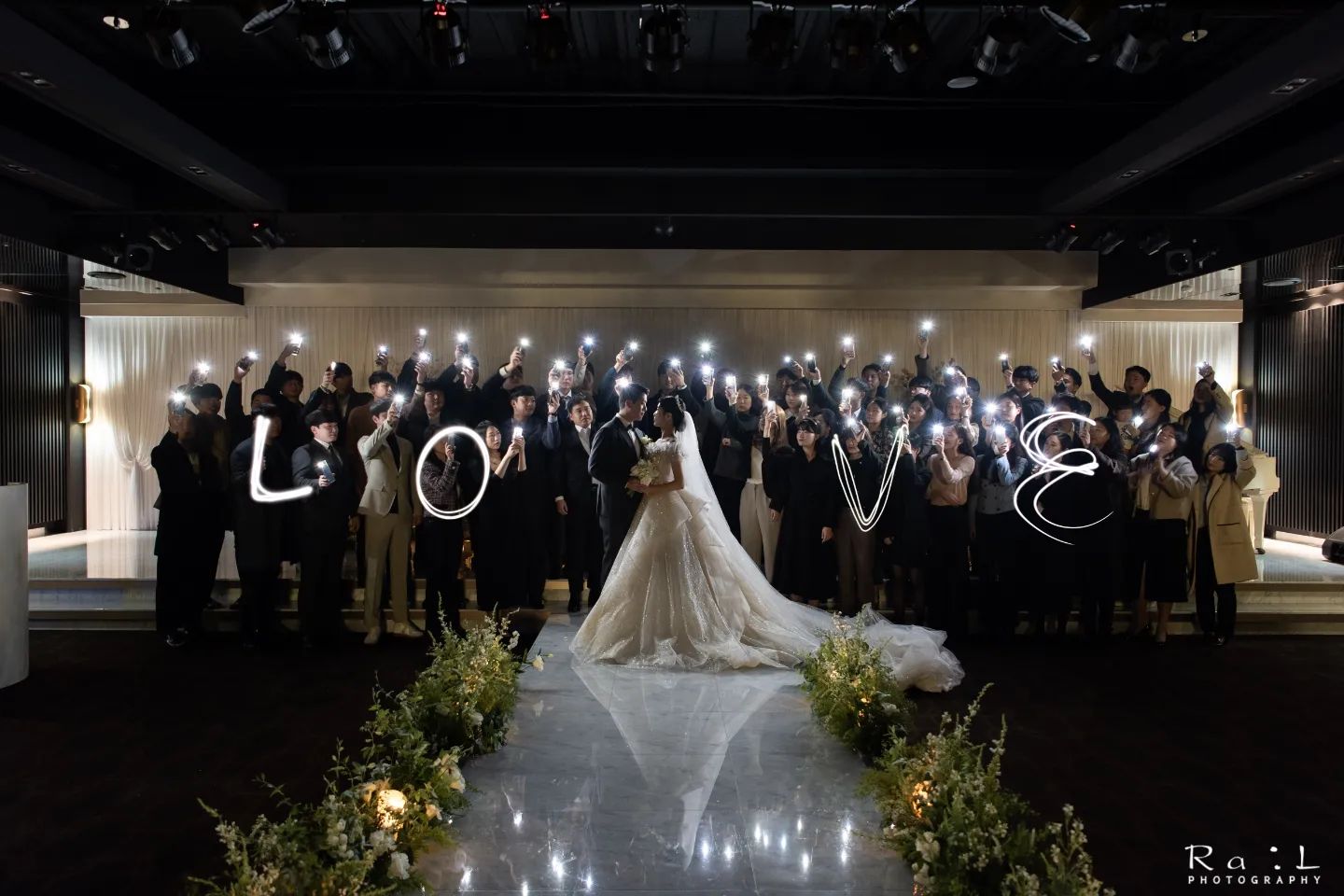 | 2023.03.12 🤵‍♂️🤍👰‍♀ |

여러분들 덕에 예쁜 사진 받았습니다🫶
p.s LOVE 해주신 분들 넘 감사드려요🥹🩵

#라엘스냅 #신도림웨딩시티
#이네스이든 #코코미카 #우리결혼했어요