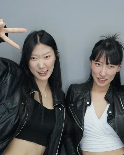 김유림 28살이라고 해서 깜짝 놀랐다 25살정도가 적당한거 같은뎅 ㄴㅐ덩생 나이 멈춰👧🏽🖤 해피해피휴무🤙🏽