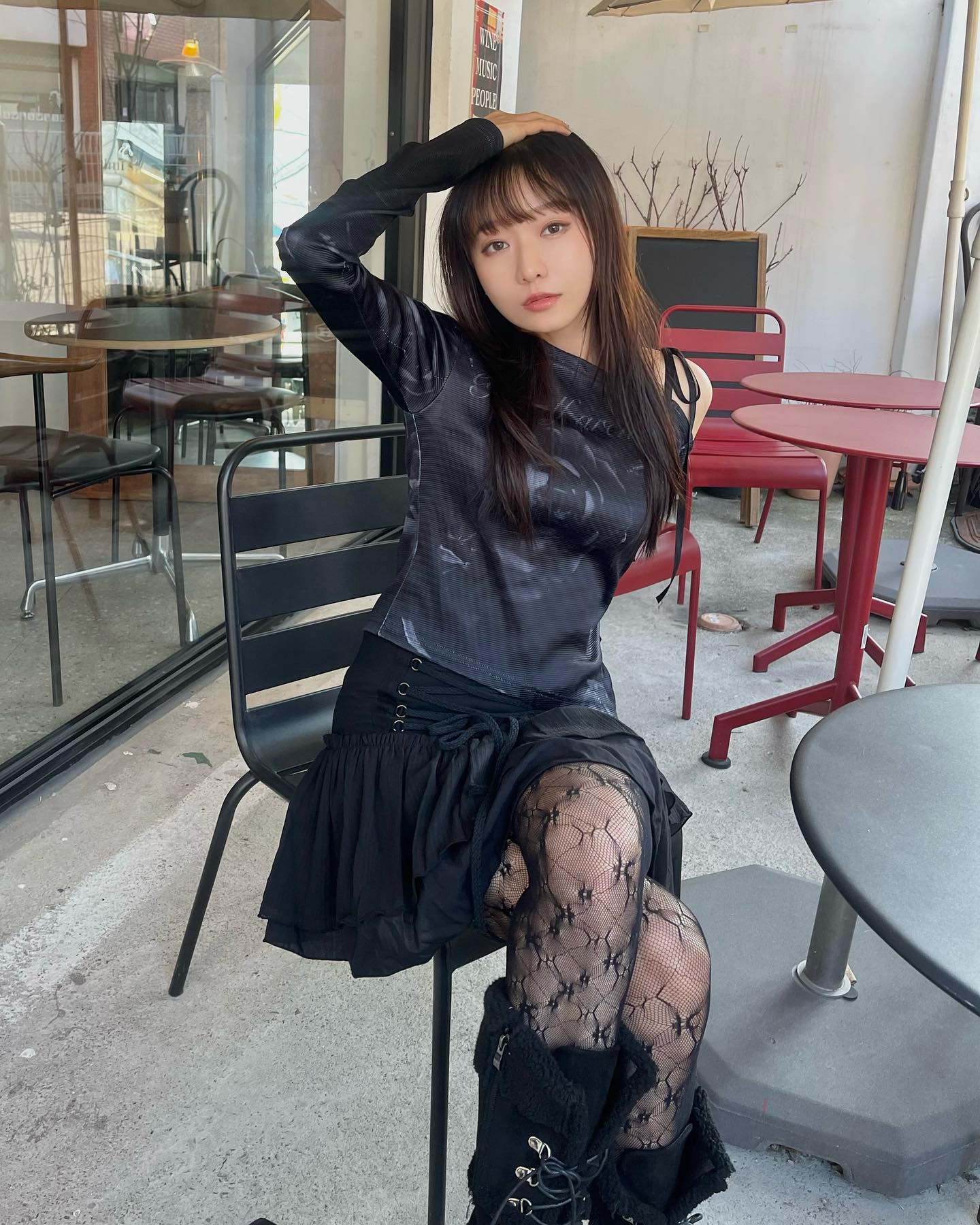🖤🥀
elfelfelfarchives_official 
expiredgirl_