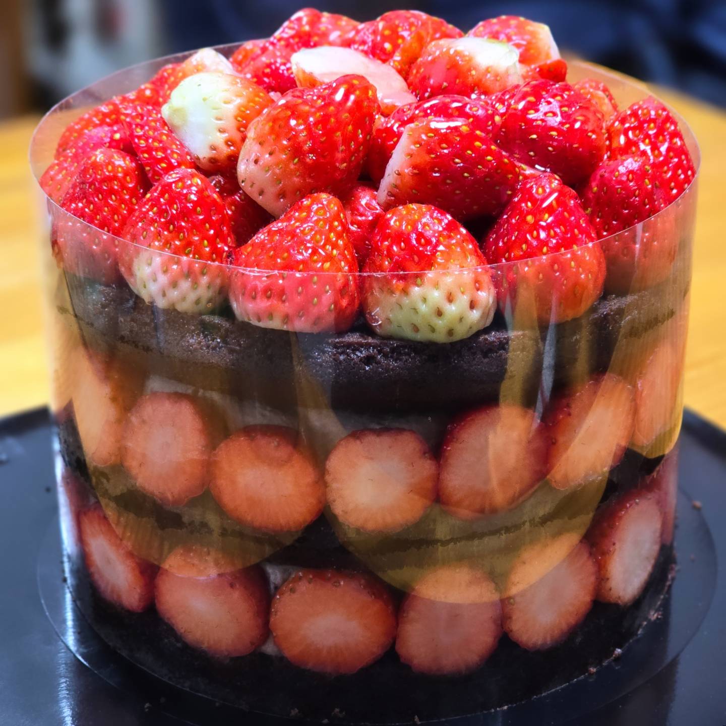 브라우니처럼 꾸덕한 시트라 맛있었던 딸기시루🍓

#성심당#딸기시루#딸기시루막내