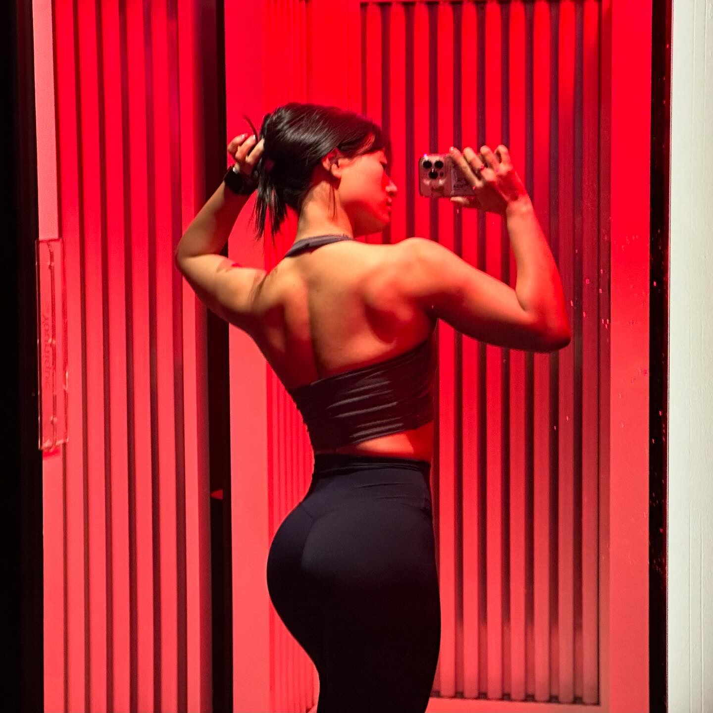 벚꽃🌸 피기시작하면 갑자기 더워☀️질건데
노출🥵의 계절 여름😎 오기전에 미리미리 구워🥓🔥놔야
여름에 색깔 예쁜거 알🪺지? 운동💪🏽하고 바로 샤워🚿하고 태닝👙까지 한번에 하고 집🏠가자 🤗

사직⚾️커스텀피트니스로 와🏃🏃🏻‍♀️🏃‍♂️