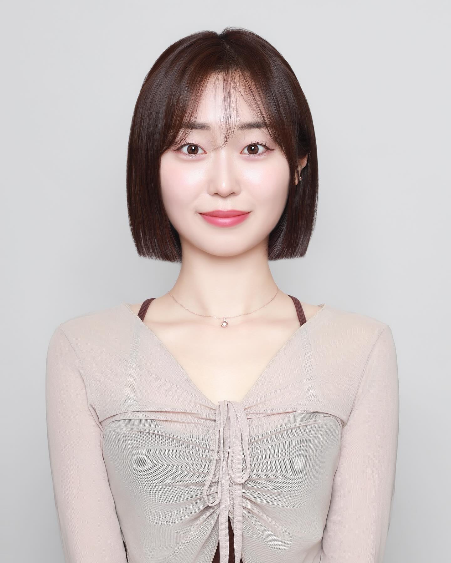 많이 자른 히메컷, 단발인 척 사진찍기😉🤎