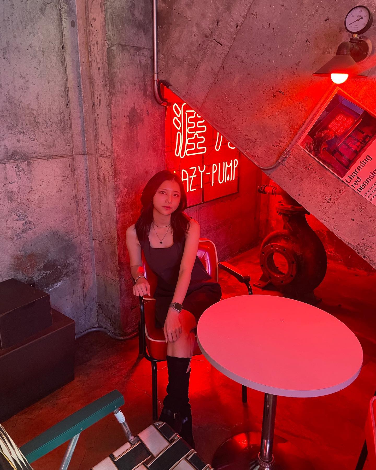 요즘엔 먼 노래를 들어야할지 몰겠듬🐙