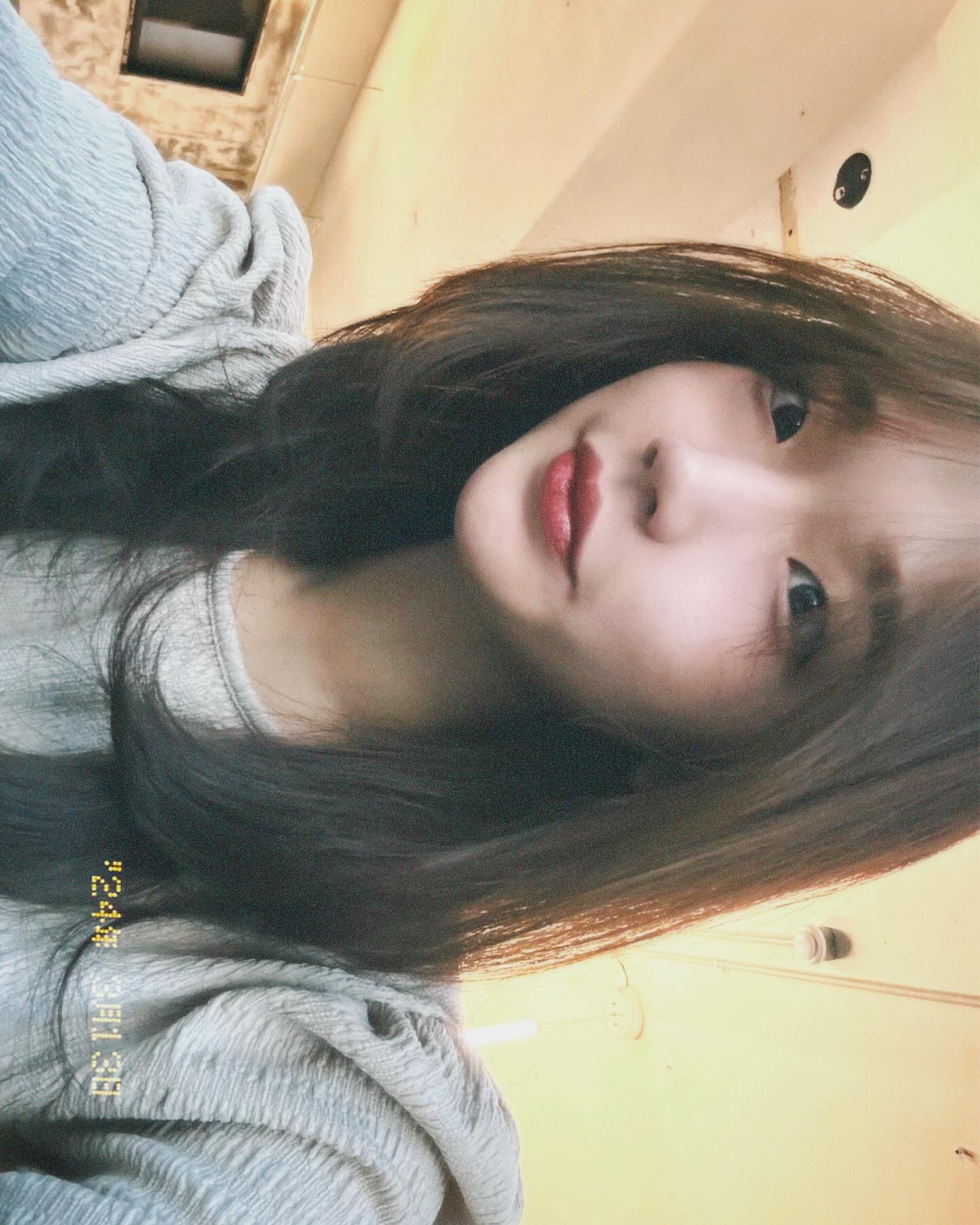 안냐세요. 혼자서 잘 노는 가을뮤트입니댜.