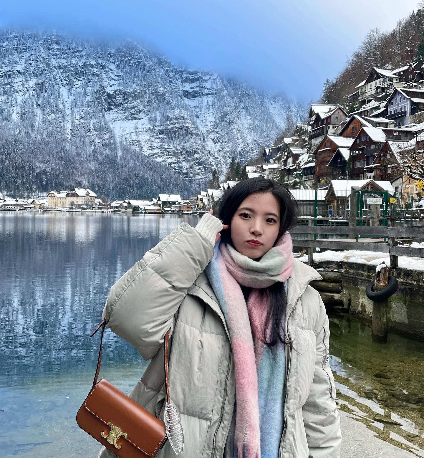 🇦🇹#Hallstatt #Austria
겨울 지나가기 전에 겨울왕국 업데이트❄️☃️
(다녀온지 일년 넘은게 함정)