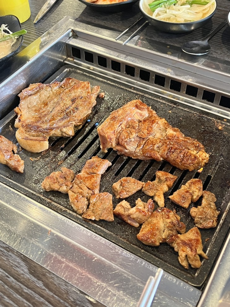 한남동 돼지갈비 맛집 ♥ n년째 방문중 <장터갈비>