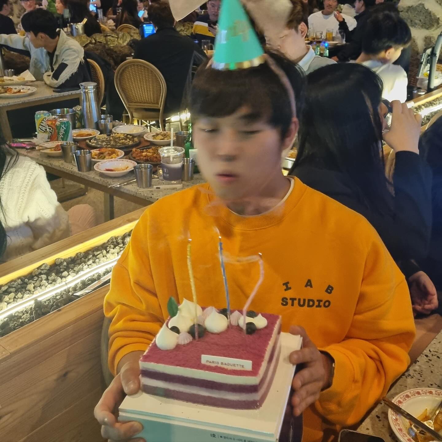 10.07 이제 만으로 30이다!!
생일 축하해줘서 고맙습니다!!