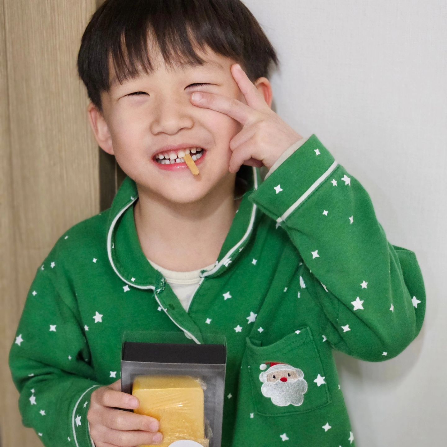 #첫줄
#참좋은신방합기도
#명절선물골드바
합기도가 너무 재미있다는 아이들
몸도 마음도 모두 건강하게 쑥쑥자라는중
#세쌍둥이 #참좋은신방합기도 #귀여운노랑도복
