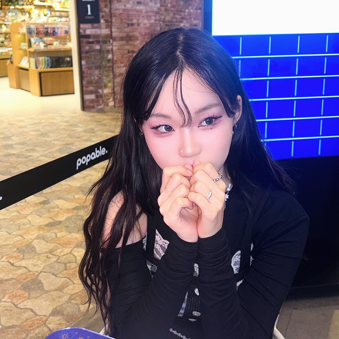⠀ 
인생 모토: 누아르 하트