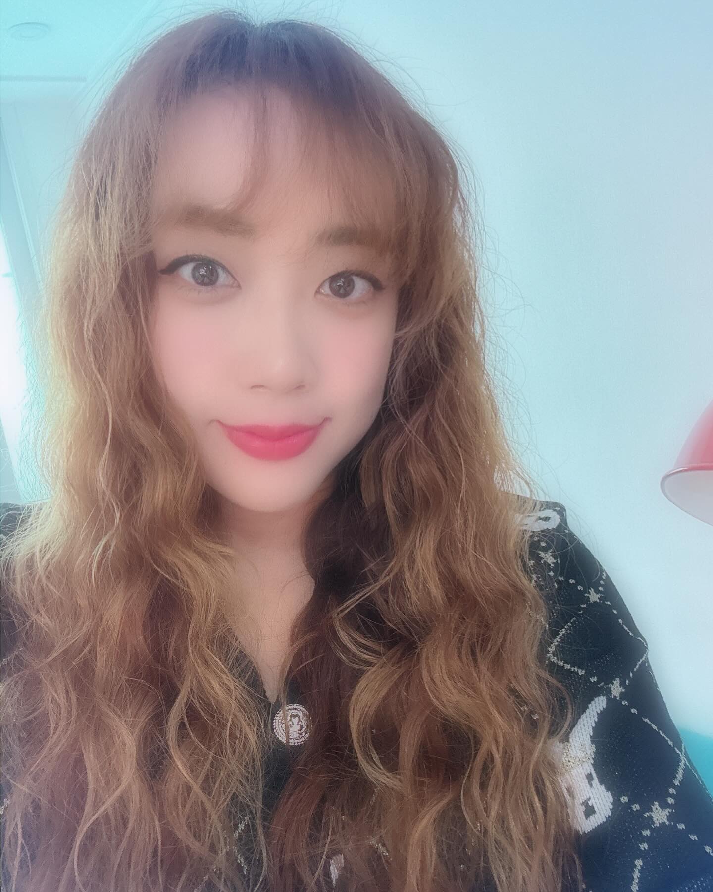 화질이 안 좋으면 #예뻐진다

#셀카 #사진첩털기 #selca