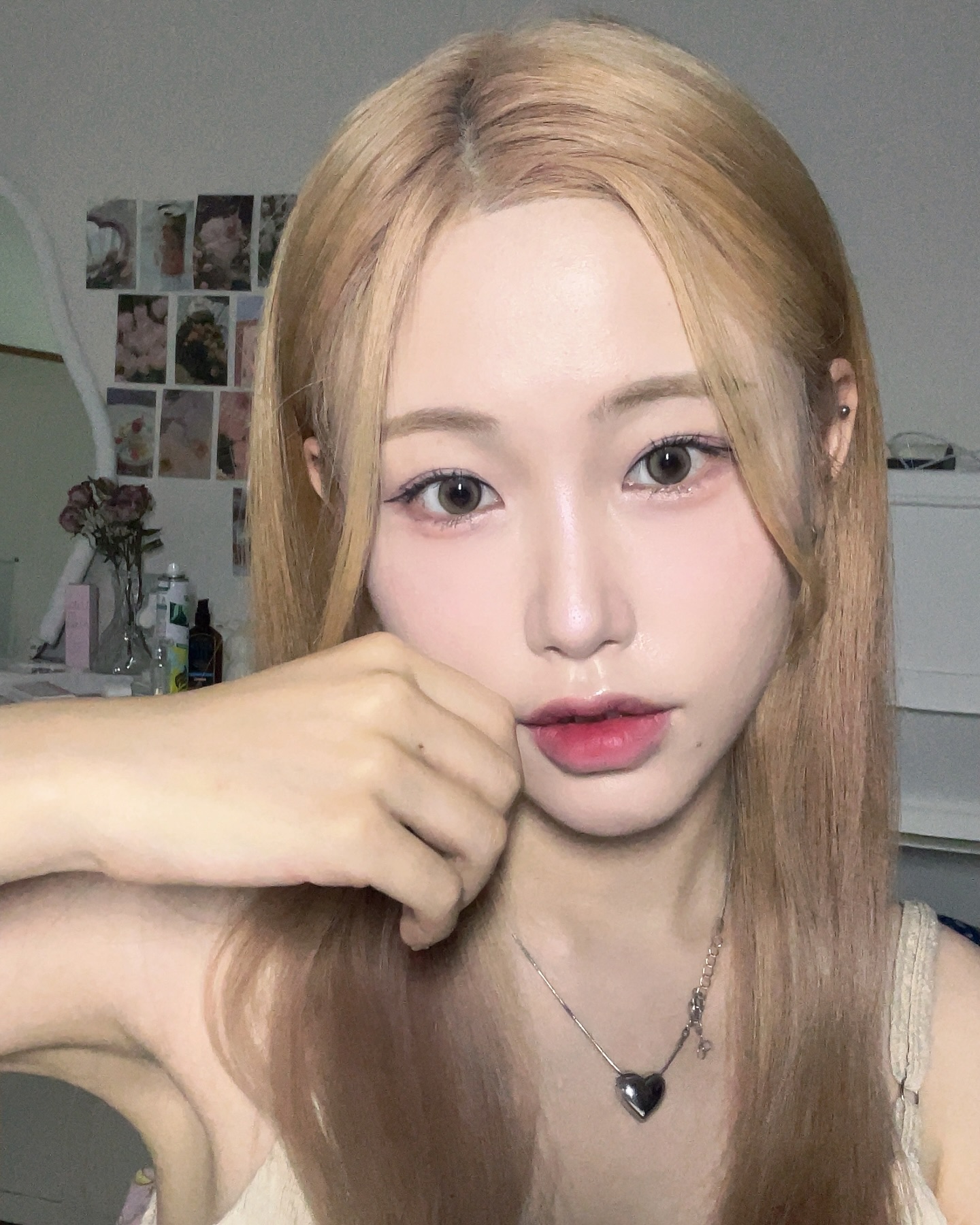 내 노래취향 존중바람🥰

#장마 #하파크리스틴 #슈거하이크리스틴 #렌즈추천 #美瞳 #韩国发型 #韩国美瞳