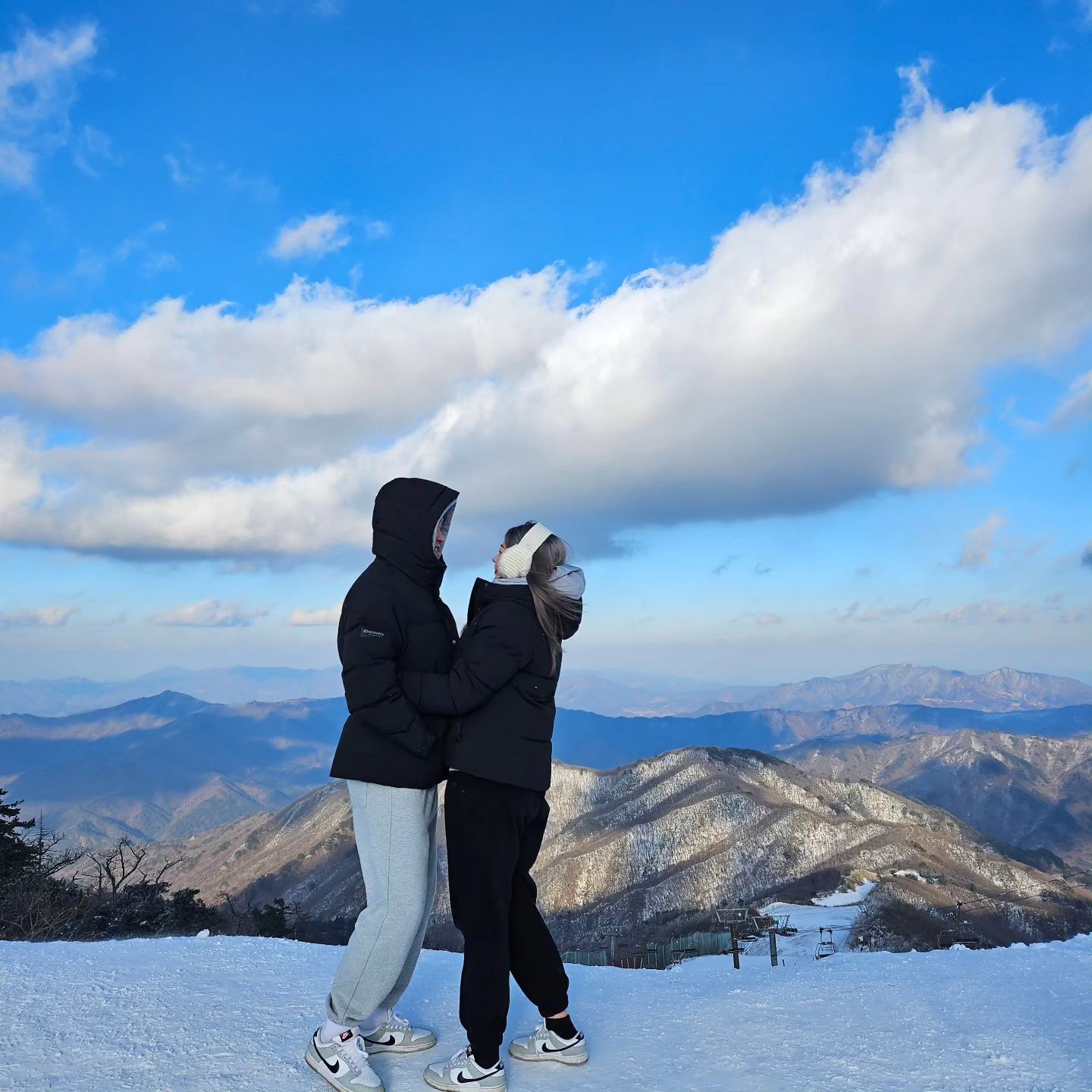 삼각대 박살나기 전까지 건진 사진..🩵💙