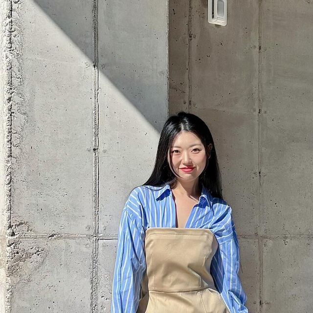  Fashion | Beauty | Lifestyle 다감౨ৎ on Instagram: "기분 좋은 금요일 아침₊❀°。다들 주말 계획으로 설레고 계시겠죠?’◡‘"