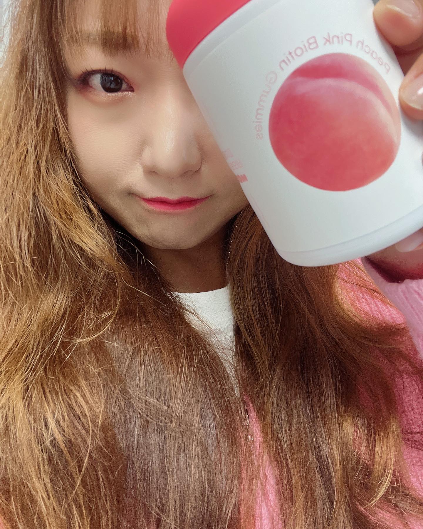 #협찬

맛있게 관리하는 #피치핑크비오틴구미
탈모예방과 모발건강에 도움을 주는 제품 🍑
하루 1젤리로 쉽고 맛있게!! 🤭🤭

설탕제로 제품이라 더더 좋다 

#모지 #모지젤리 #젤리영양제 #젤리비오틴 #탈모예방 #헤어케어 #비오틴추천