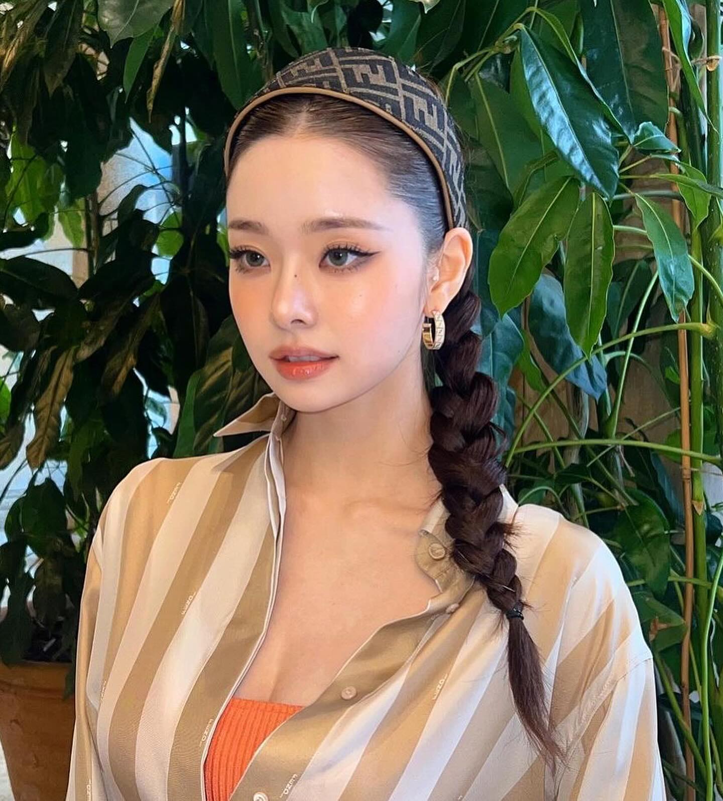 로마에서의 두번째 날🤍 with fendi 

ARTIST dear.zia 
MAKEUP daindaini 
HAIR heenavory 
# kitts_hairmakeup

메이크업 예약은 프로필링크로🤍🤍🤍
#다인쌤메이크업 #다인쌤 #키츠다인
#키츠 #키츠헤어메이크업 #kitts
