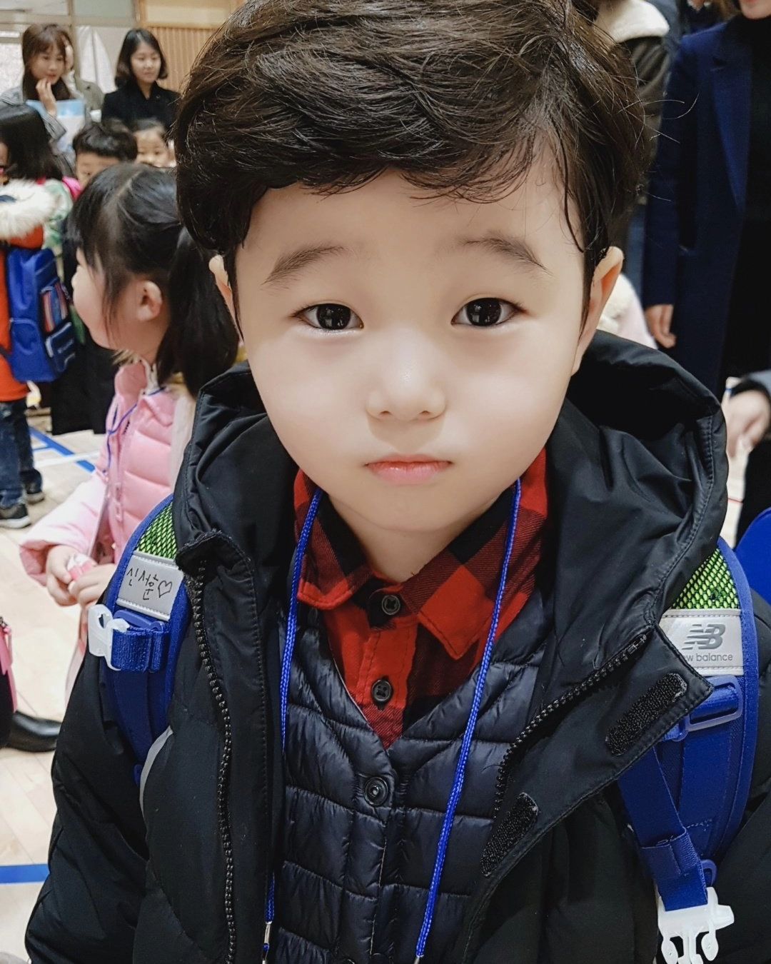 울 서훈이 초등학교 입학하던 그해 ♡
추억이다
지금은 애기아닌 으른된 사춘기
이렇게 변할 수 있는건가????