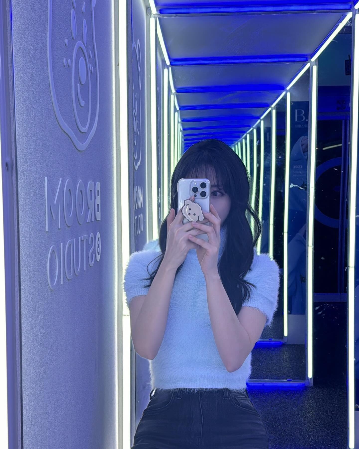 👁️👁️🩵