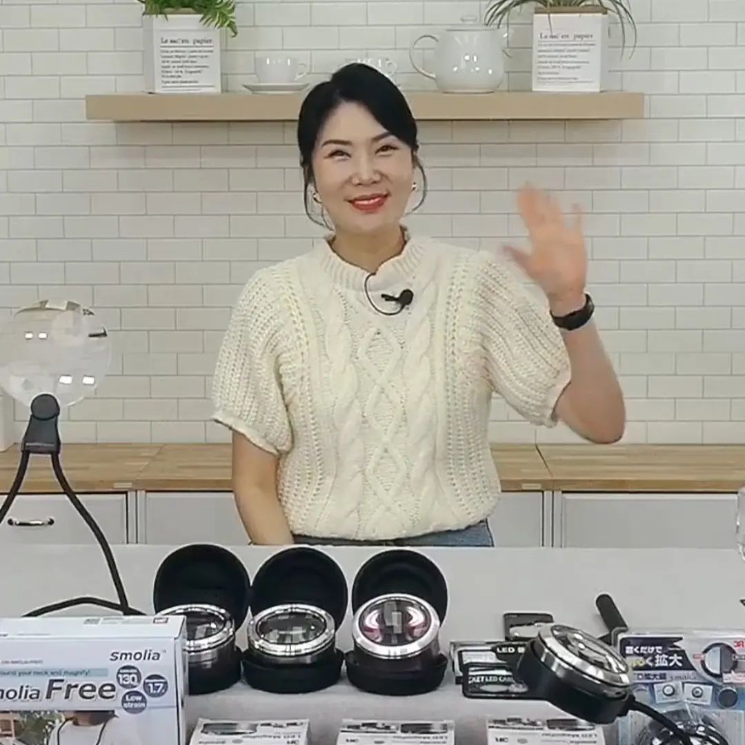 엠뷰라이브 x 신박닷컴 

신박한 아이템이 가득~
앞으로 더더 기대되는 방송이랍니다.