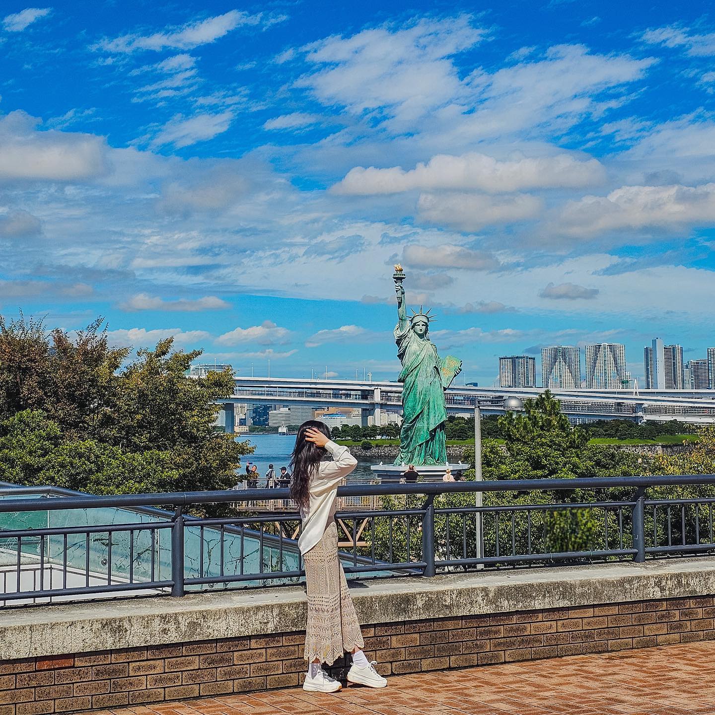 🗽
.
.
.
#밀려버린일기 #내가만든해시태그