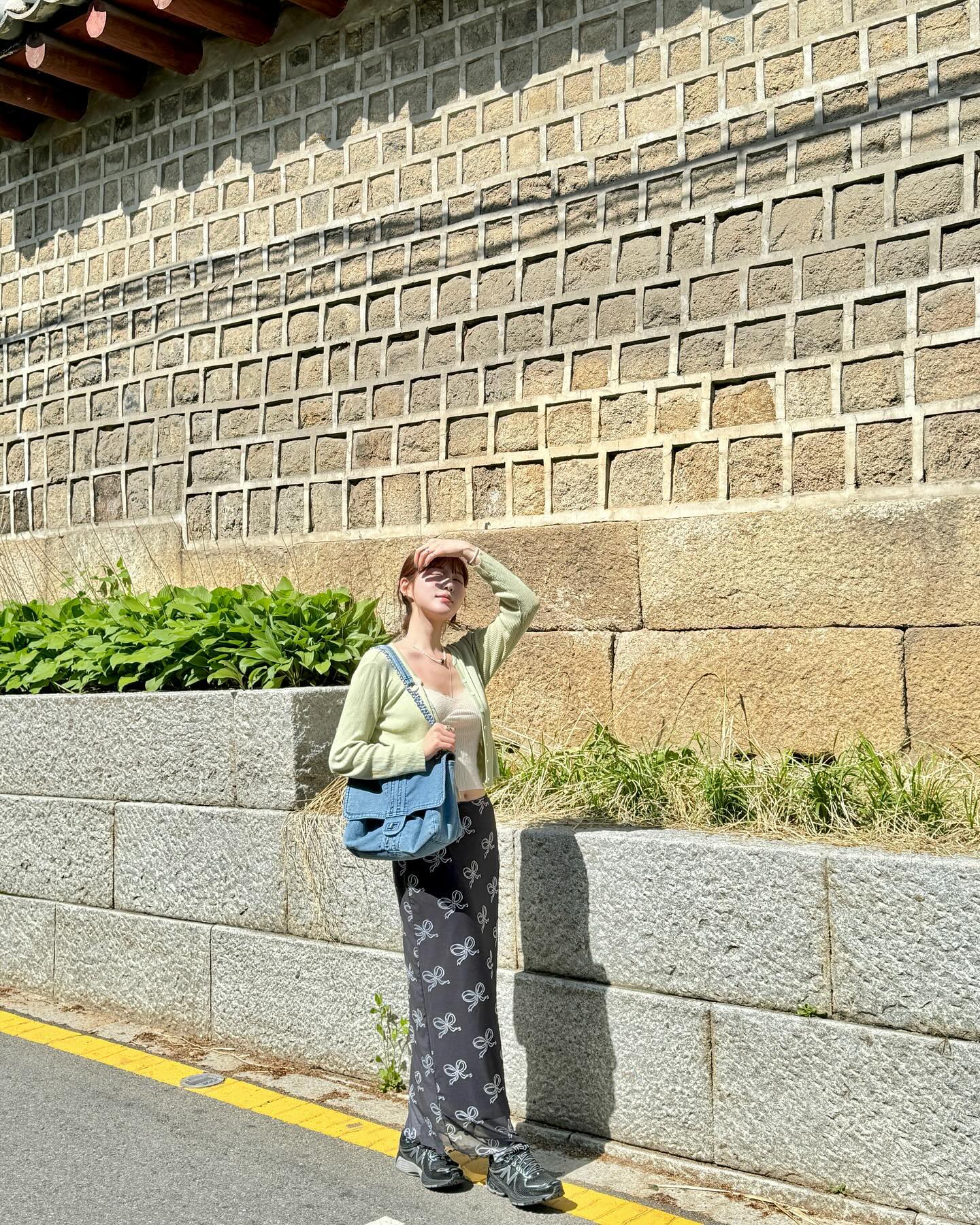 구석구석 안예쁜곳이 없는 서순라길🪴
너무 핫해서 주말엔 당분간 안가는걸로ო̤̮

⠀ 

⠀ 

⠀ 

⠀ 

#서순라길#서촌나들이#안국카페#종로데이트#종로핫플