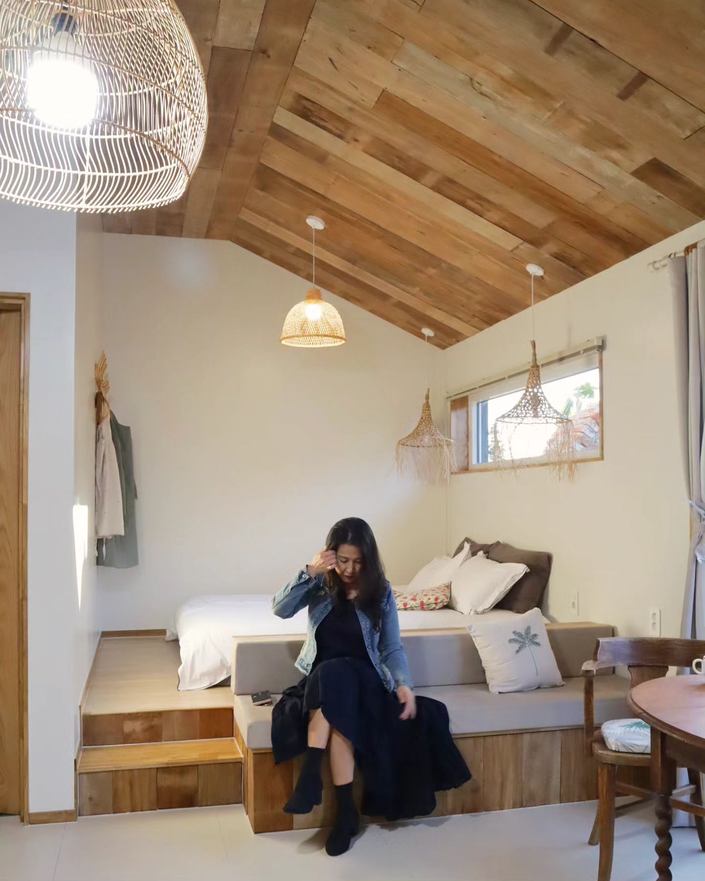 나 ~~ 작년 이맘 때 제주도에 있었네 ^^ 
그립구나 ㅎㅎ 

너무 좋았던 숙소 ♡ 

🎈호텔코코트리 

제주시 한경면 청수동 9길 36 

.
.
.

#제주 #제주숙소 #제주독채 
#호텔코코트리 #푹쉬고싶다
#제주숙소추천 #스페인풍 
#타일이예쁜 #제주여행 
#작년에방문