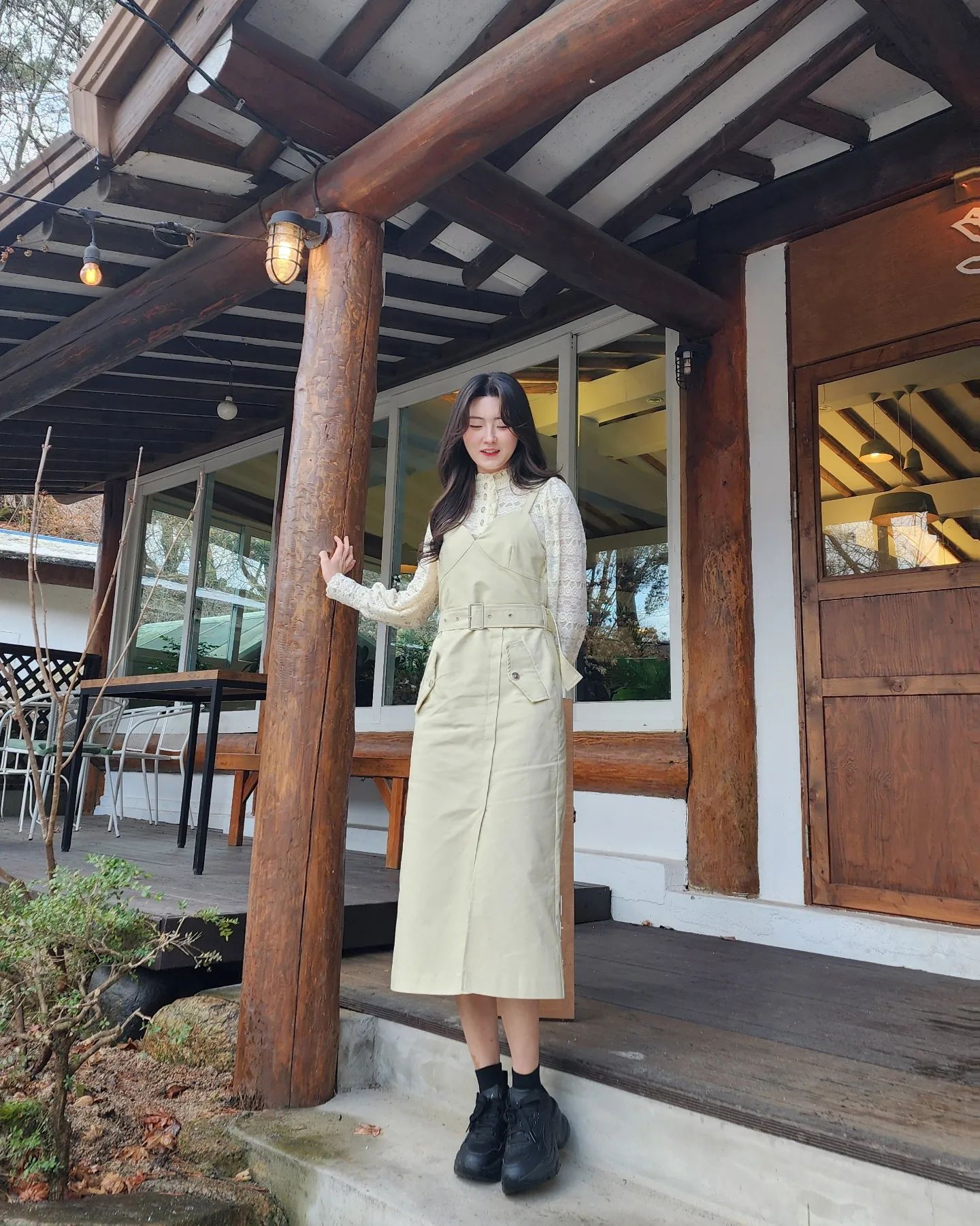 한옥카페에서도 찰떡룩❤️
쥬시쥬디 원피스 너무 예뻐서 어뜨케🥰🥰
출근할때 입었더니 다들 너무예쁘다고 난리였던 원피스💜

jucyjudy_official #쥬시쥬디 #jucyjudy
