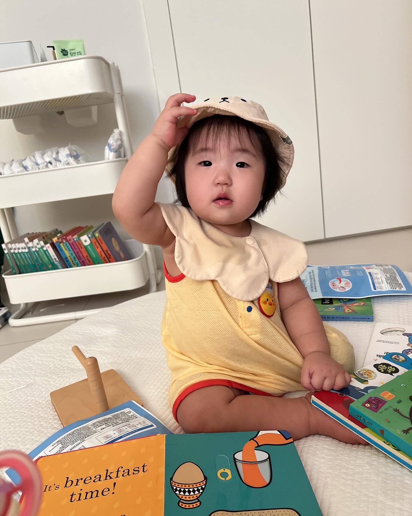 내 앨범에서 꺼내온줄..... 
부정할 수 없는 엄마 판박이 째콩.