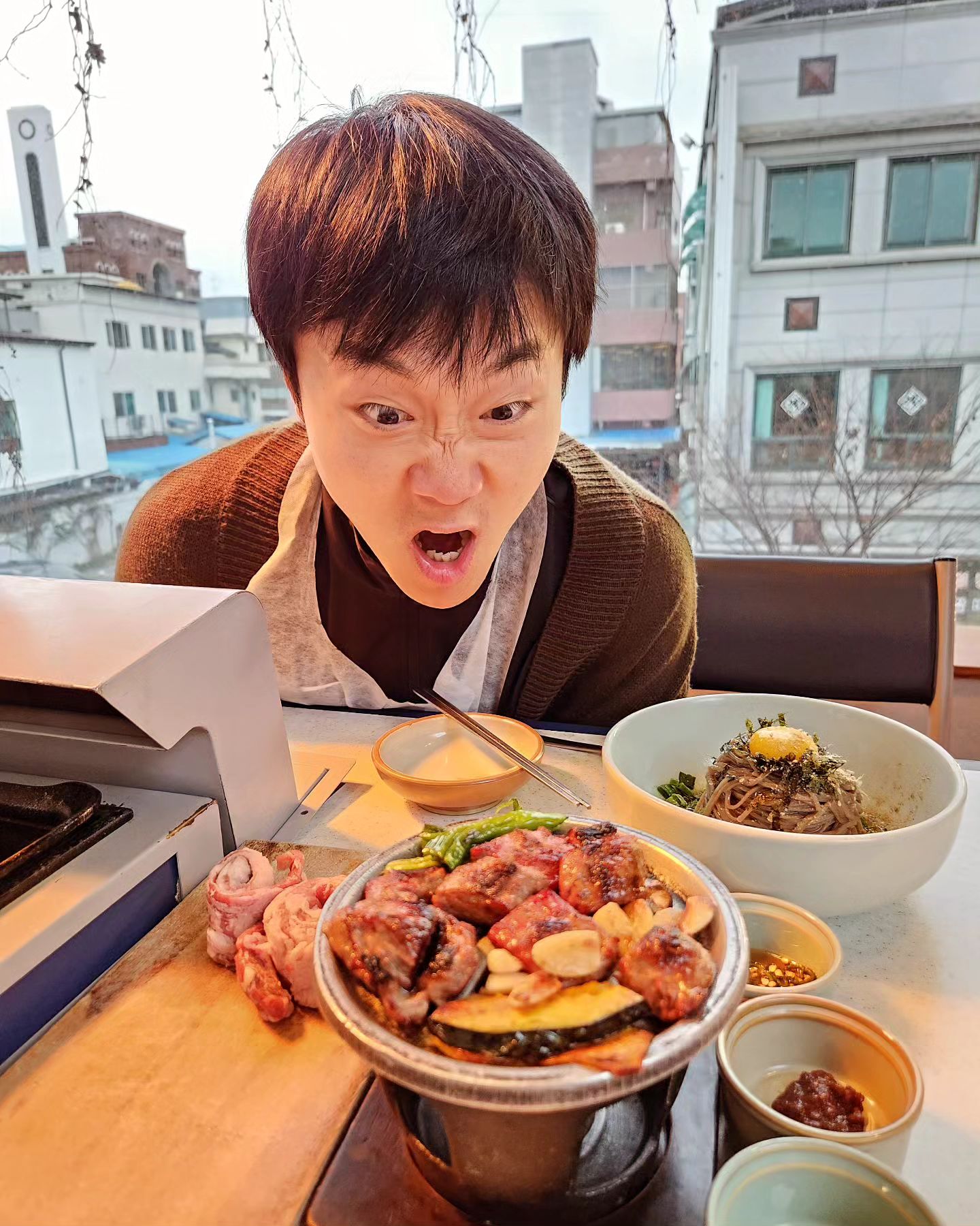뉴트리아 인간의 냠냠 여행 🤤
In 해율담 of 전주 🏡🏘🪵⭐️

사진 kingsanghyuk 🫂