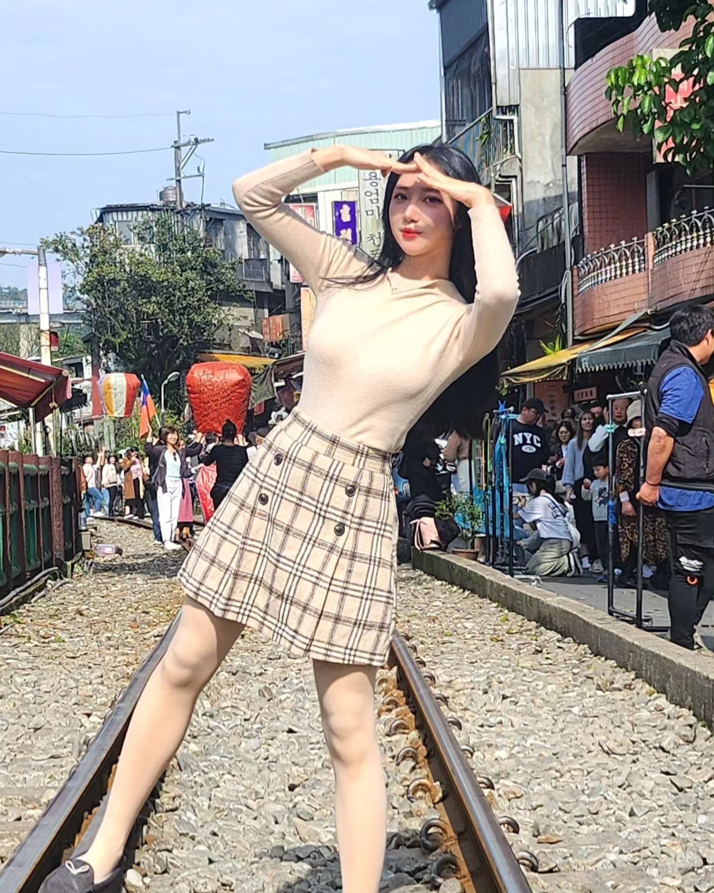 🏮🎈🧧

#스펀 #대만 #풍등 #소원성취 #메리골드 #땅콩아이스크림 #닭날개볶음밥 #소원 #기찻길