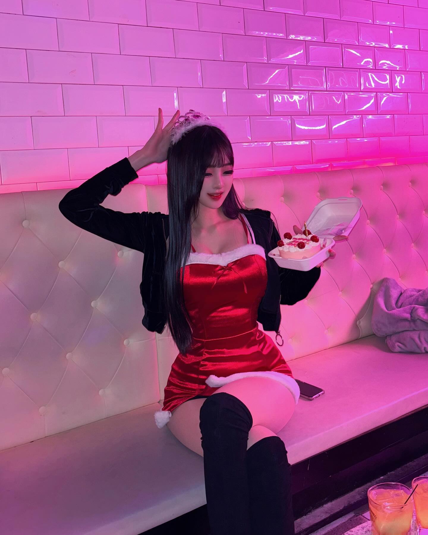 🥳🥳🥳🥳🥳🥳🥳🥳🥳🥳
생일에 인스타 부활시키기!!!!!!!